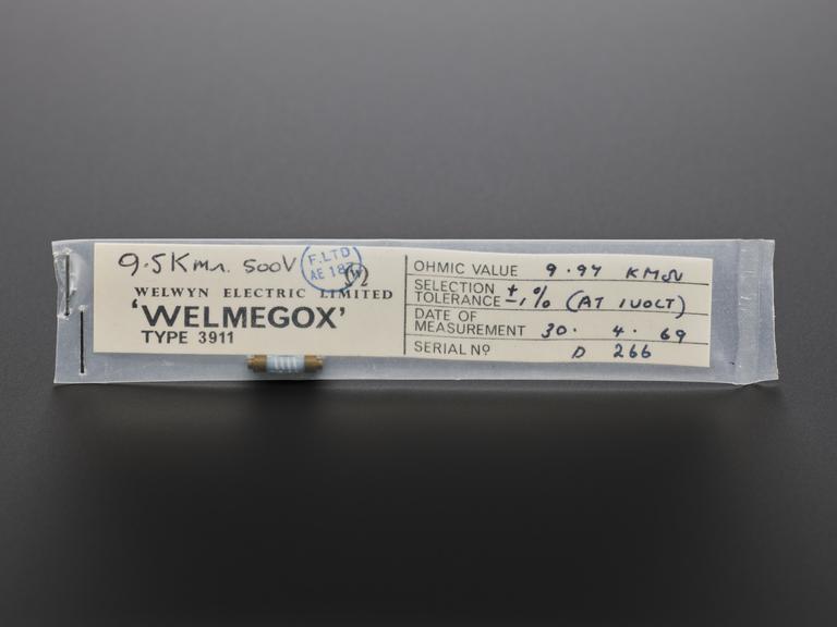 Welmegox type 3911 resistor, serial number D266