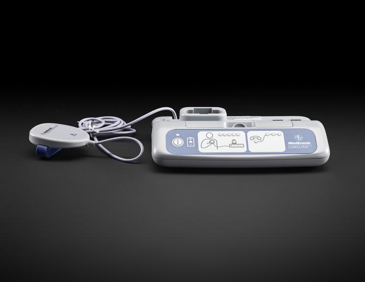 Reveal™ XT kit for an insertable cardiac monitor