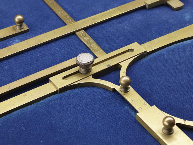 'Orthometre', eye measuring device for criminal identification system, Paris, France, 1895