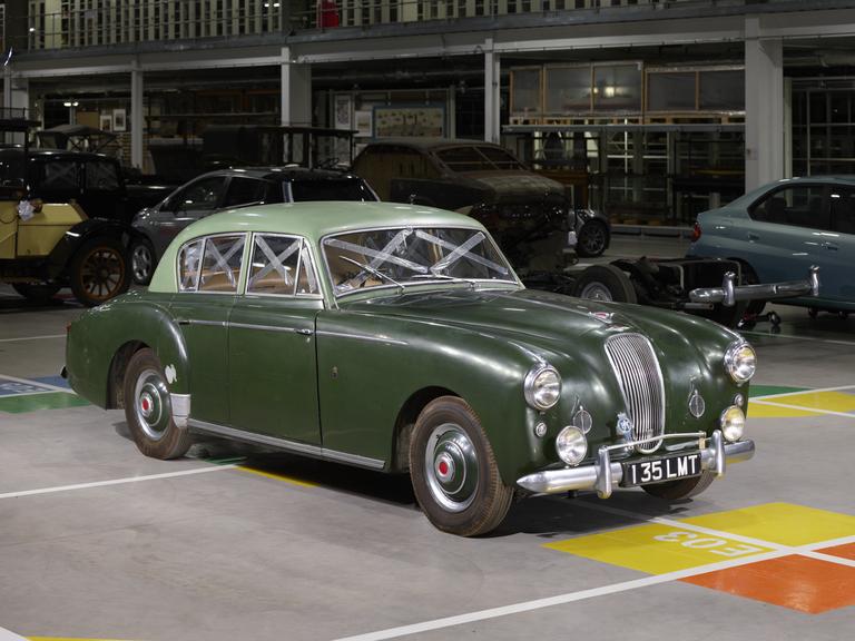 Lagonda Saloon Car, 1957