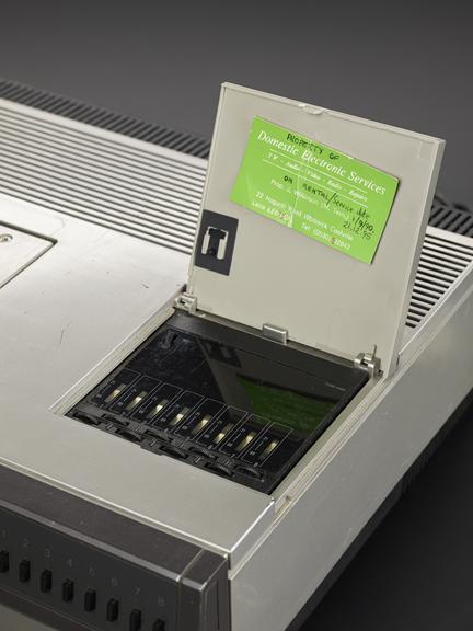 Le camescope VHS M7 de Panasonic : présentation