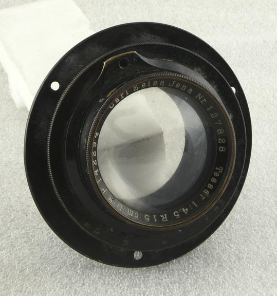 Zeiss Tessar Lens