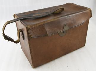 No. 4 Bullseye leather camera case