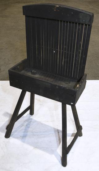 Horse with Tray and Slatted Screen.