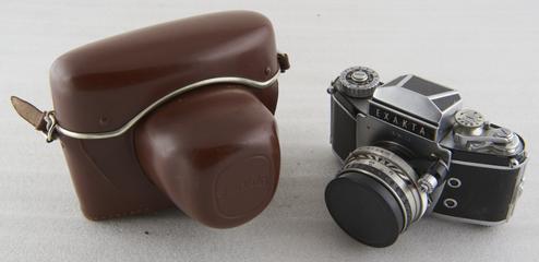 Kine Exakta 11b Camera and Case