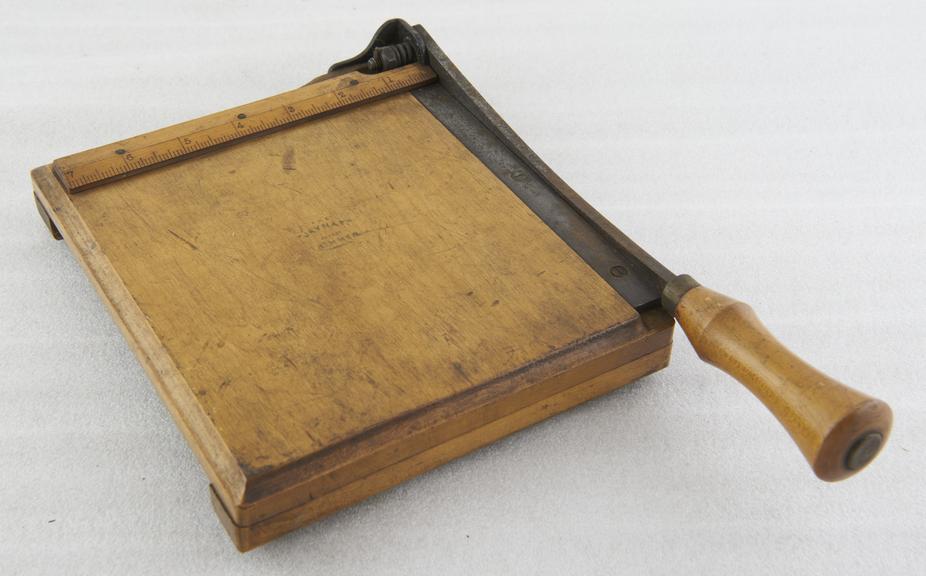 The "Jaynay" Patent Trimmer.
