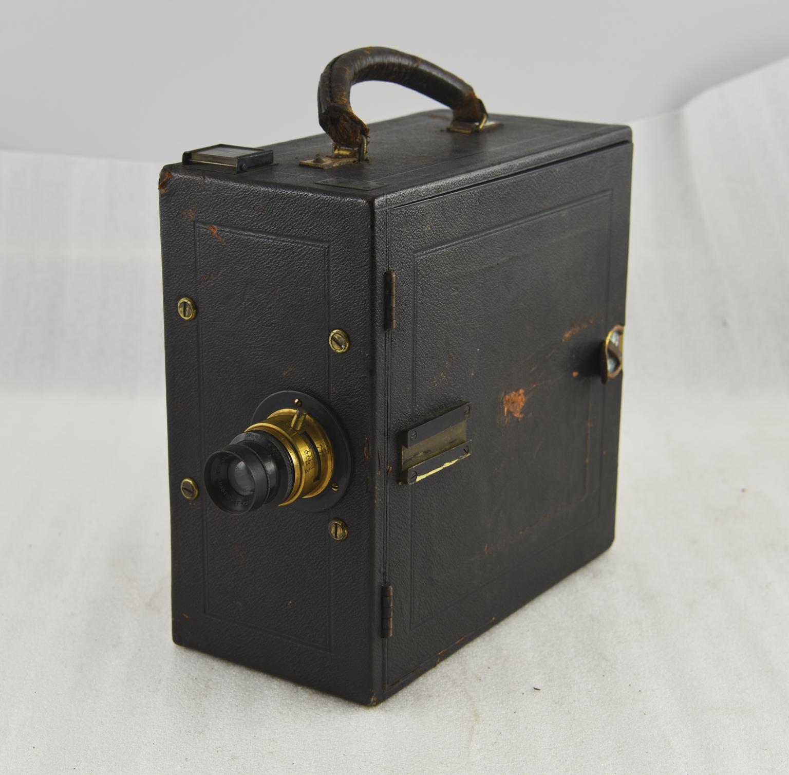 Butchers cinematograph camera | Science Museum Group Collection
