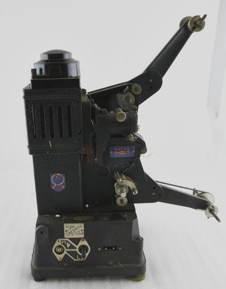 Pathe S 9.5mm projector