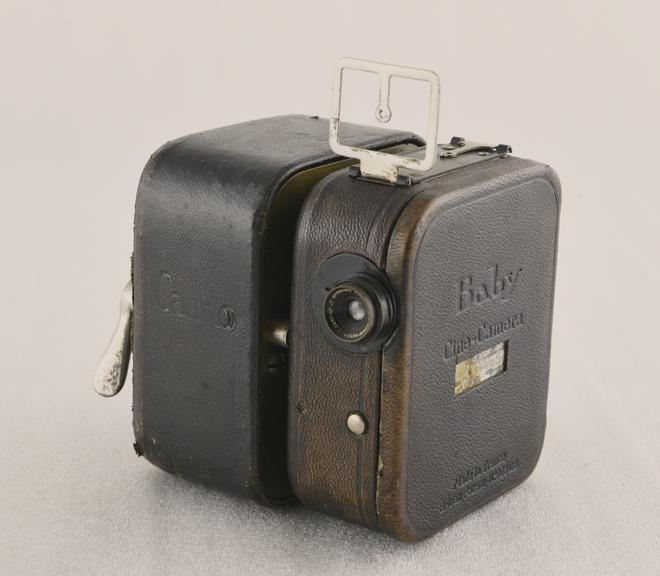 Pathe Baby 9.5mm camera with camo motor