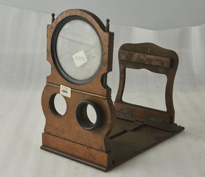 Stereoscopic viewer