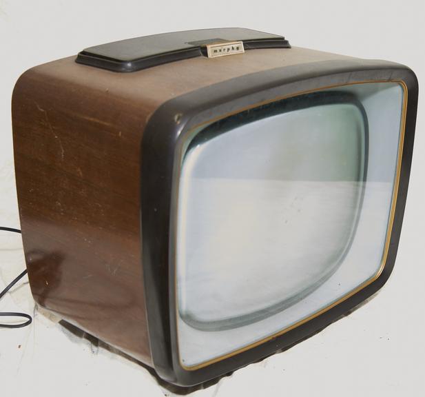 Murphy tabletop television receiver type V410, 1957