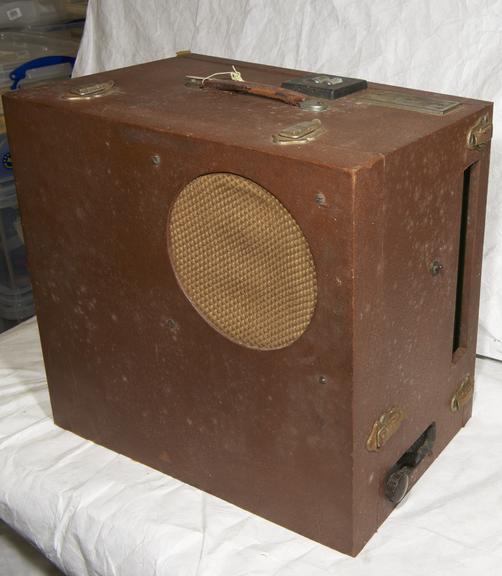 Gebescope Sound Projector Model B