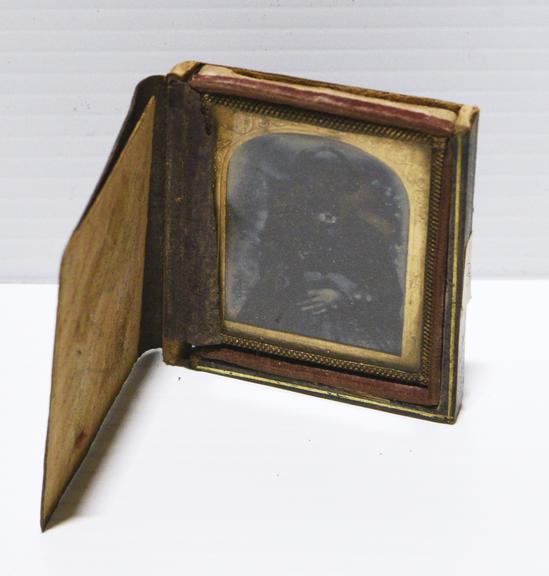 Collodion Positive in Book-type Case