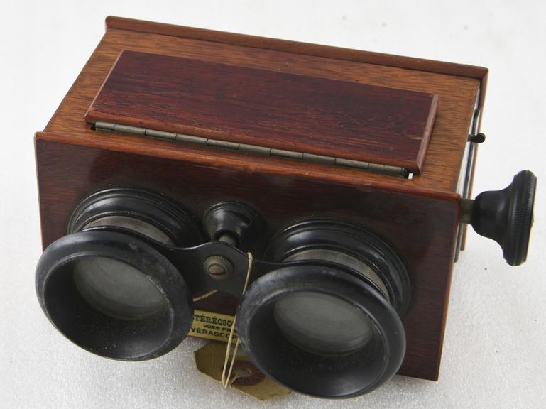Wooden stereoscope