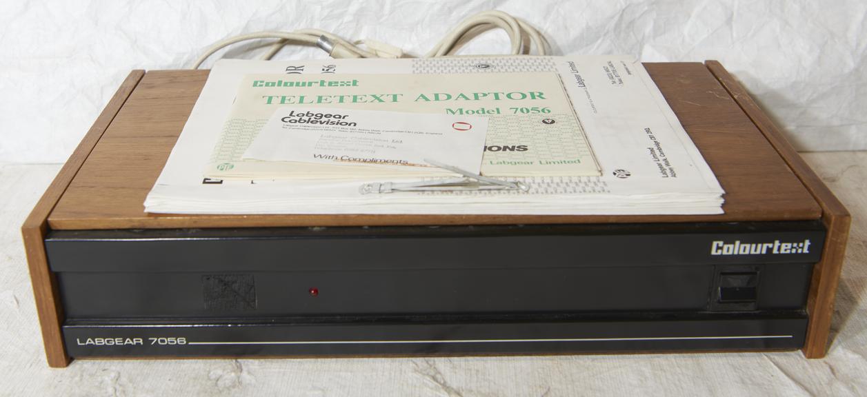 Labgear 7056 Satellite Receiver, 1995