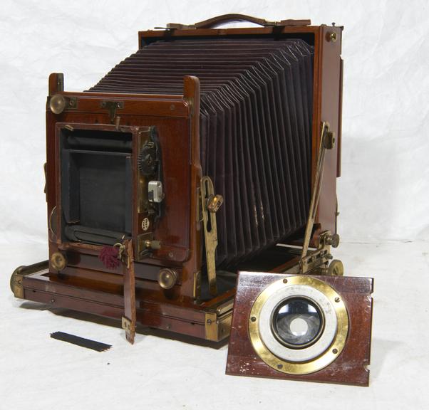 Thornton-Pickard Royal Ruby Camera