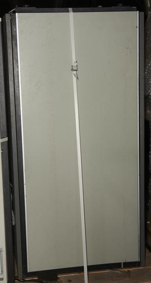 Fixed head disc storage unit