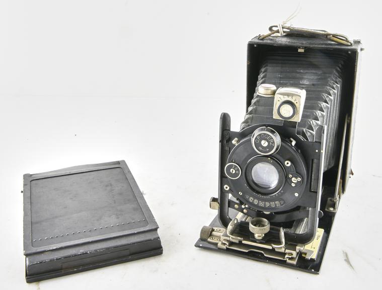 Goerx Tenax folding plate camera