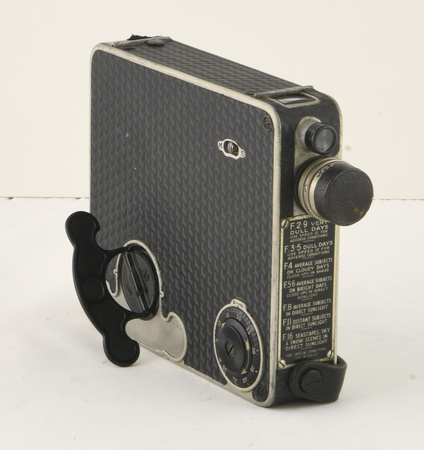 Ensign Simplex Pockette 16mm camera, 1939 | Science Museum Group Collection