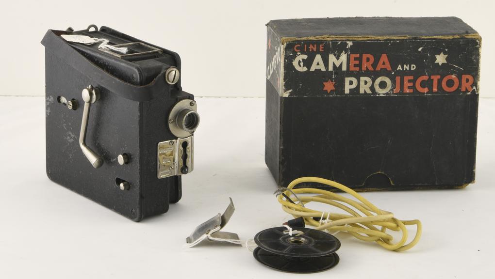 Campro 9.5mm Combined Camera/Projector with Box.