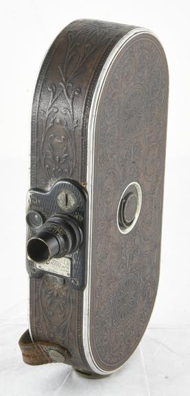 Bell & Howell Filmo Model No.75 16 mm Cine Camera