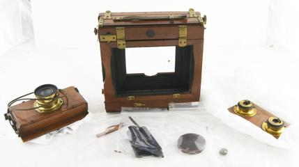 Half Plate Stand Camera