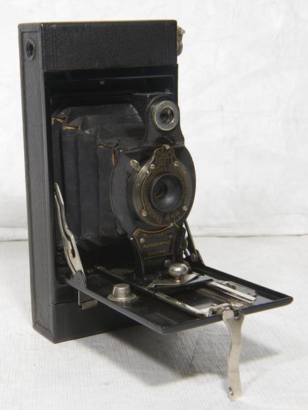 No 2 Folding Autographic Brownie Camera