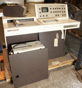 Varian CFT-20 Fourier-transform nuclear magnetic resonance spectrometer: console