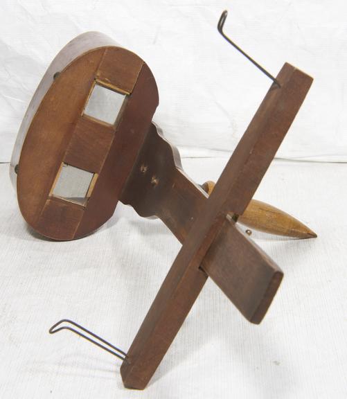 Holmes Type Stereoscope