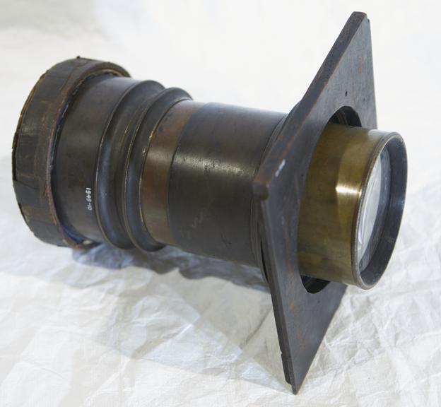 Derogy's Patent, V Crown R, Early Photographic Lens