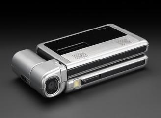 Nokia N92 mobile phone and portable television receiver