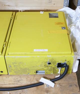 Lamp and Service Box for Hutch of Beamline 16.5, Synchrotron Radiation Laboratory