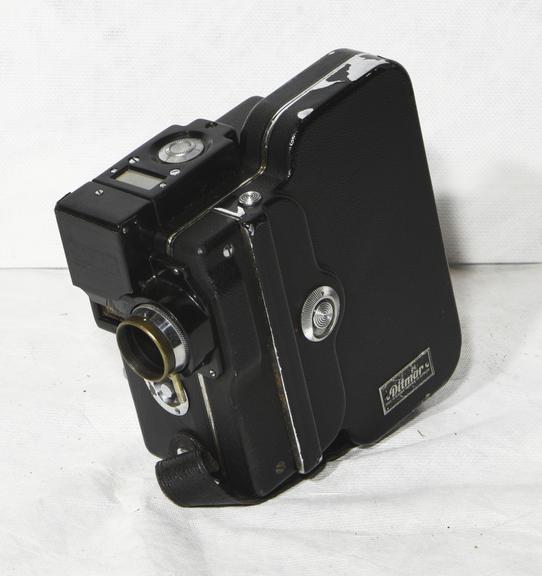 Ditmar 16mm camera