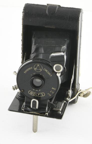 Ernemann Rolf 1 folding bellows camera for rollfilm No.127 V.P.K. 1 3/8 x 2 1/4"