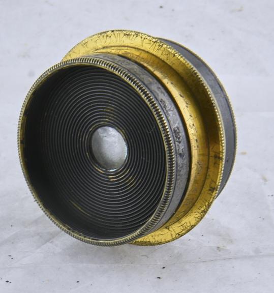 No.1 symmetrical wide-angle lens F.11 3 inch f.l. with Wheel stops. Ross