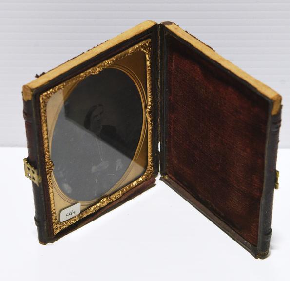 Collodion Positive in Book-type Morocco Case