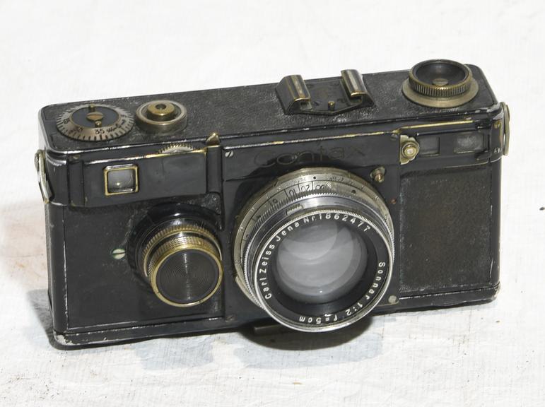 Zeiss Ikon Contax Camera