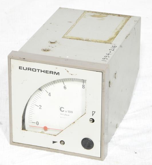 Eurotherm Temperature Controller with Quadrant Scale