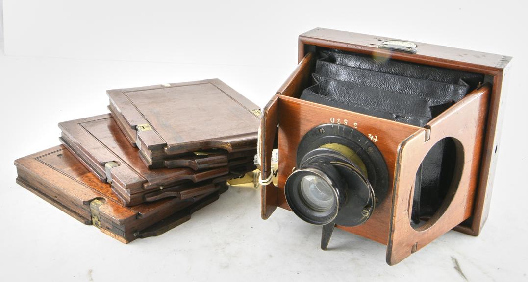 Eclipse Collapsible Bellows Camera