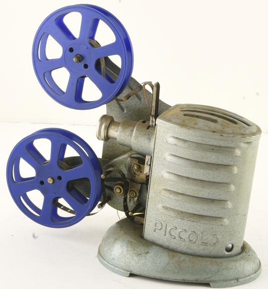 Piccolo Toy 9.5mm projector