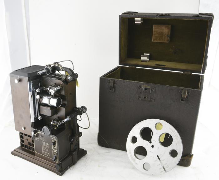 Kodascope 16mm projector Model K