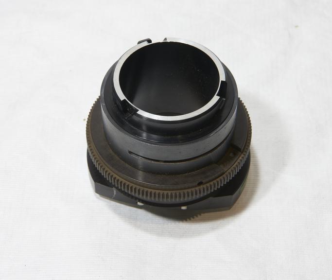 Attachment for for Telephoto Zoom Lens