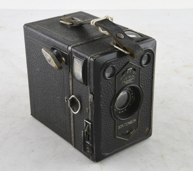 Box-Tengor Camera, 1932