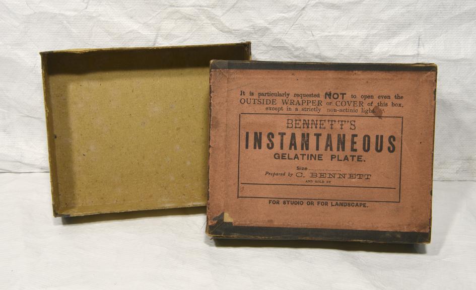 Bennett's Instantaneous Gelatine Plate box