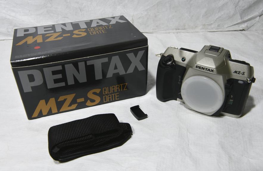 Pentax MZ-S Camera