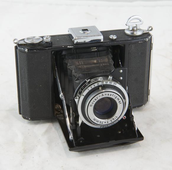 Zeiss Ikon Nettar 515/16 Rollfilm Camera