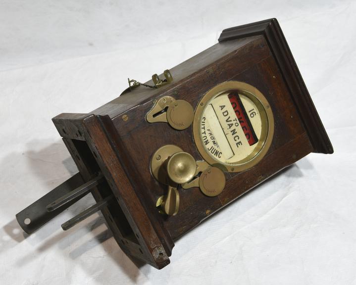 Telegraph Instrument, Sutton Junction