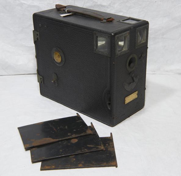 Victoria Magazine Plate Camera