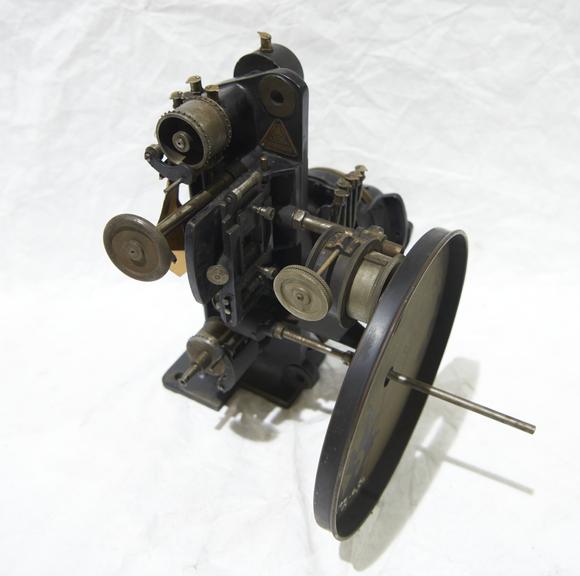 Krupp Ernemann projector mechanism