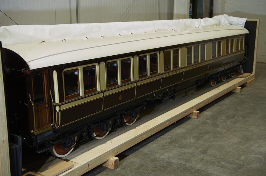 Model 1st Class Dining Car